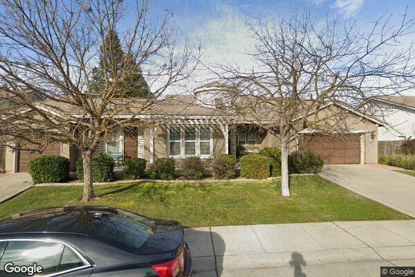 Villa Natomas