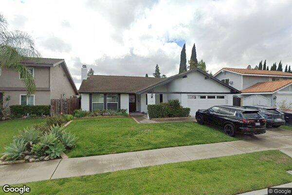 Maison For Mom