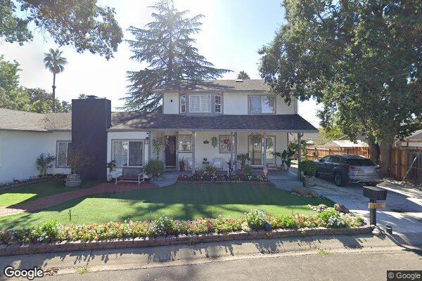 Grand Oak Manor